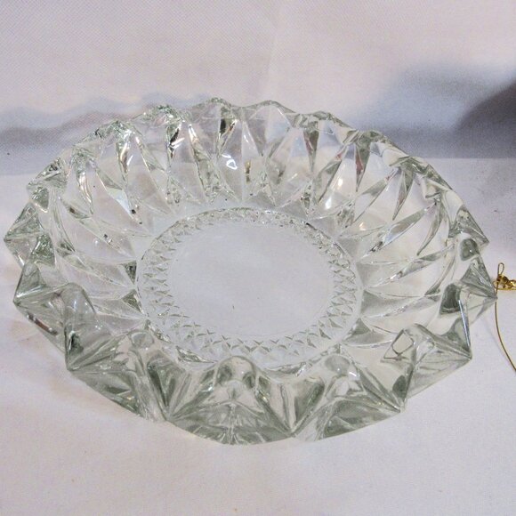 MID CENTURY LEAD CRYSTAL GLASS ASHTRAY 8" - Picture 1 of 5
